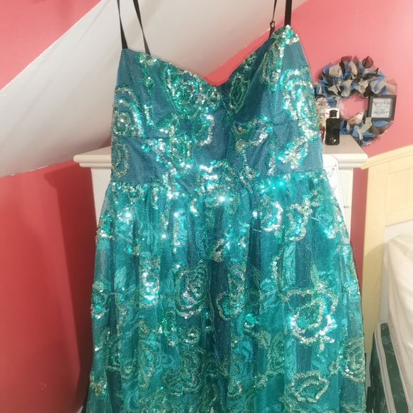 Save a dance dress xxl teal iron fist - Picture 2 of 6
